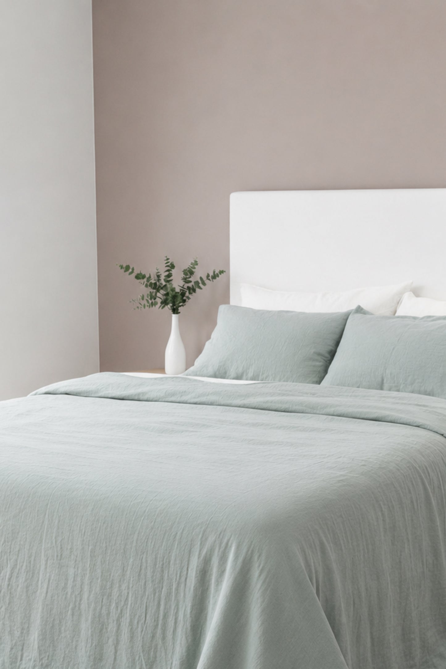 Linen duvet cover in Mint Green