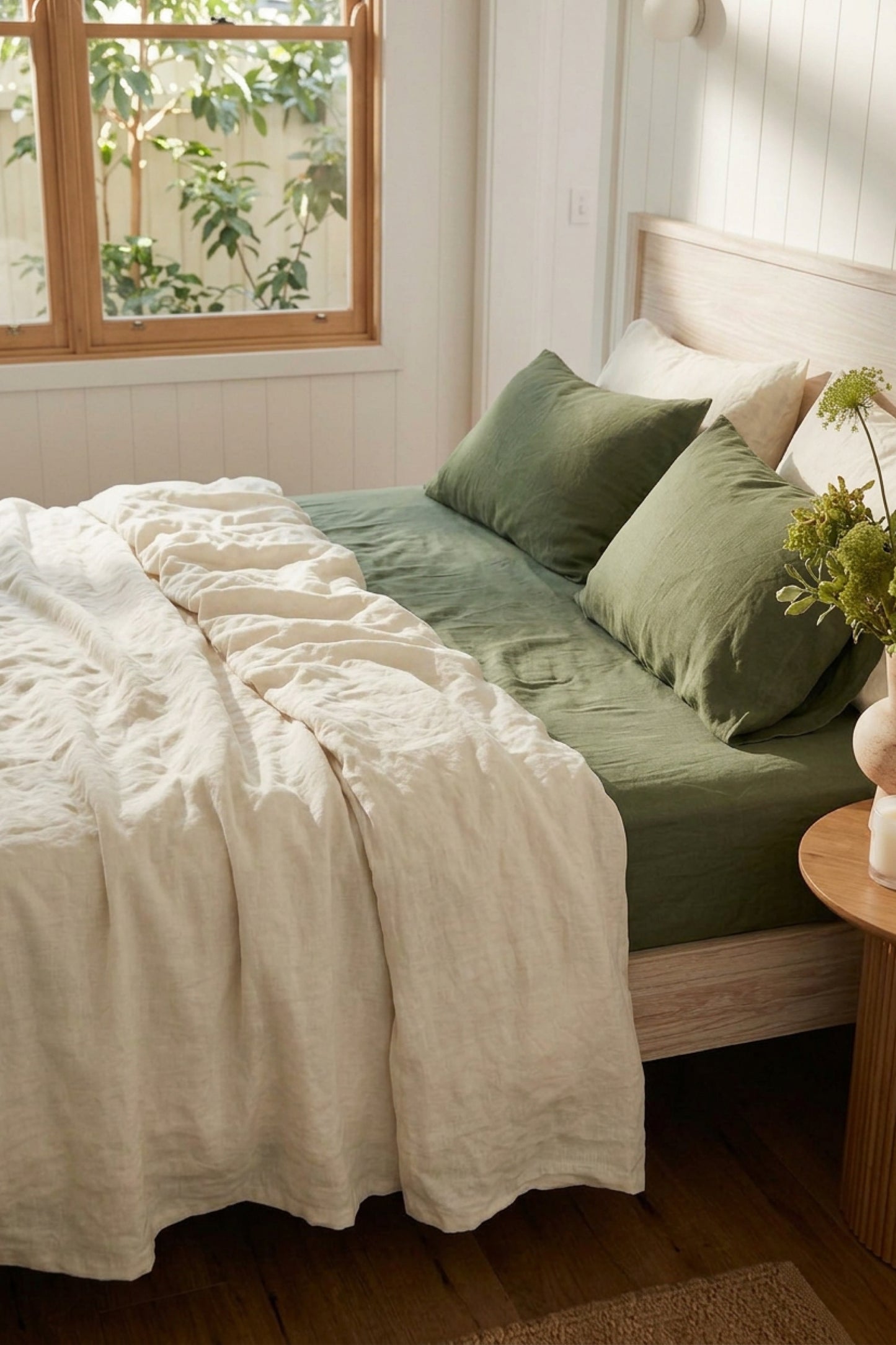 Linen sheets set in Garden Green