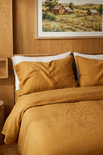 Linen bedding set in Amber