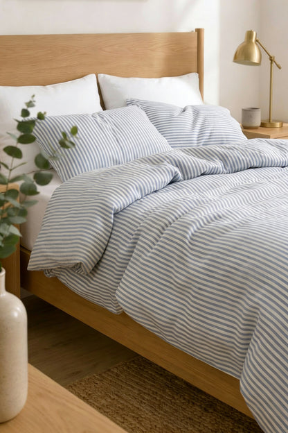 Linen bedding set in Blue Striped