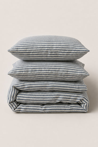 Linen bedding set in Blue Striped