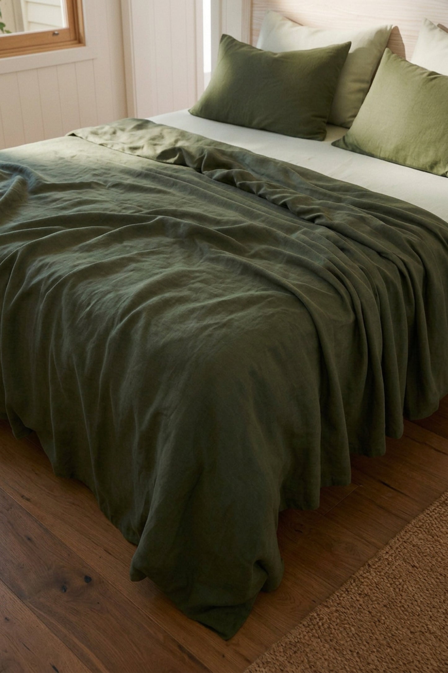 Linen bedding set in Garden Green