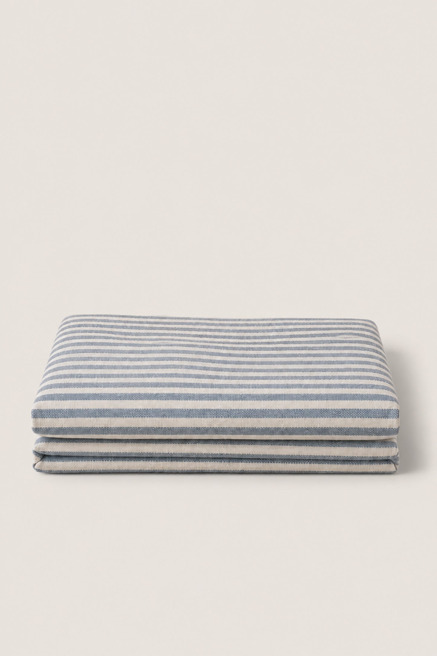 Linen fitted sheet in Blue Striped