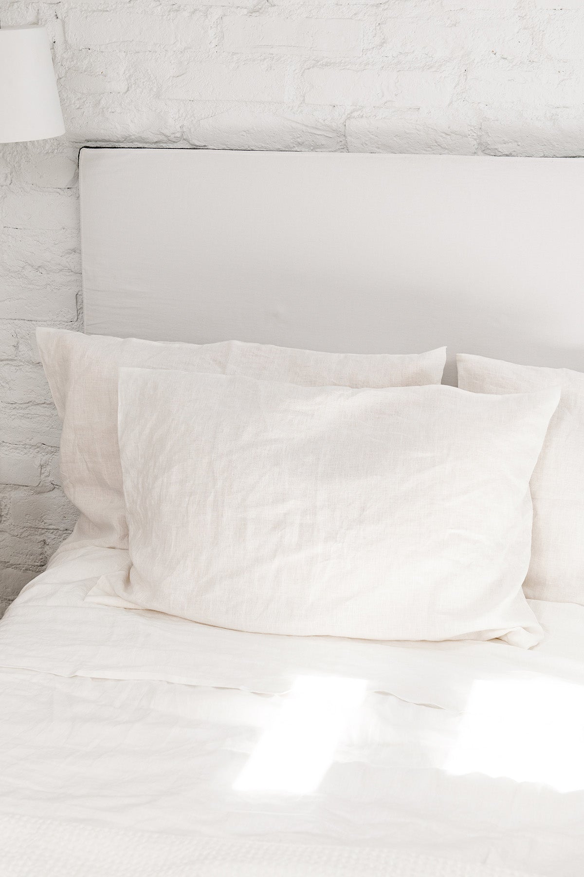 Linen pillowcase in White - Her Linen