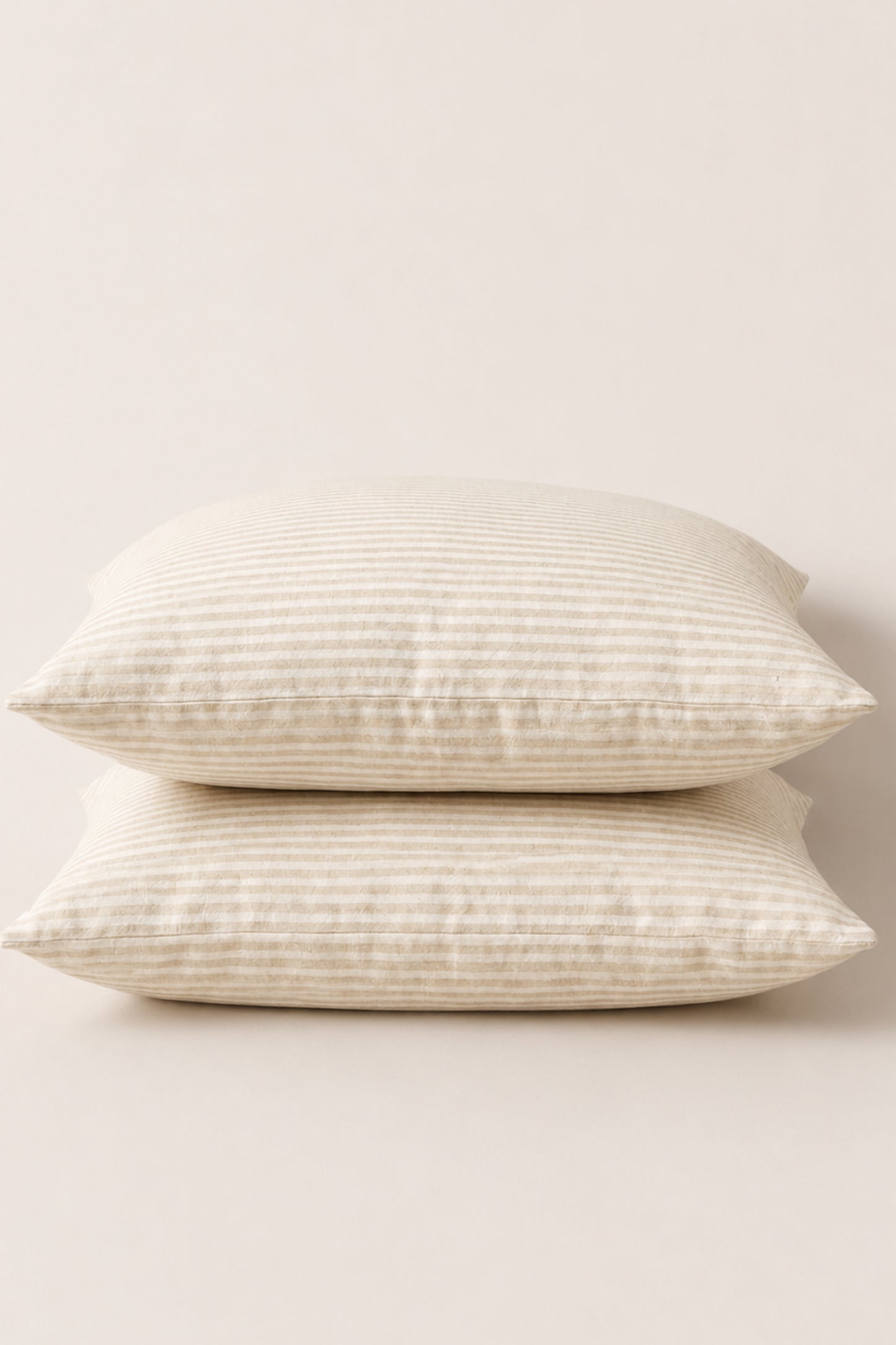 Linen pillowcase set of 2 in Beige Striped