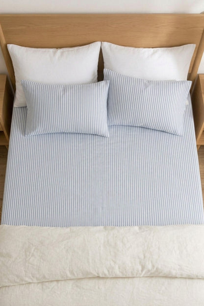 Linen fitted sheet in Blue Striped