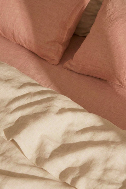Linen sheets set in Coral Pink
