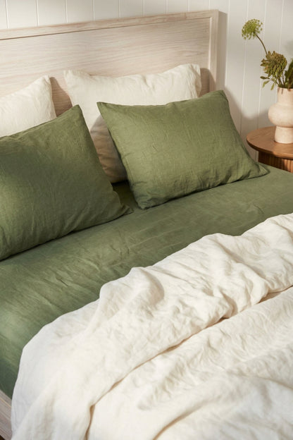 Linen flat sheet in Garden Green