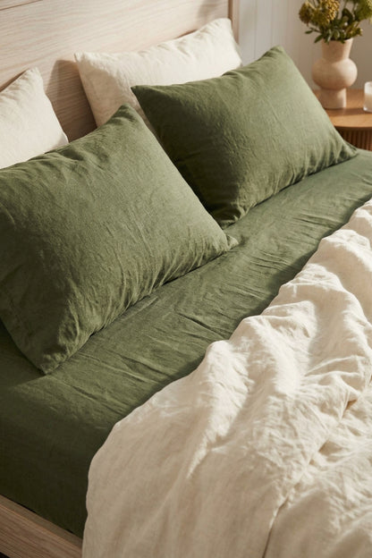Linen sheets set in Garden Green