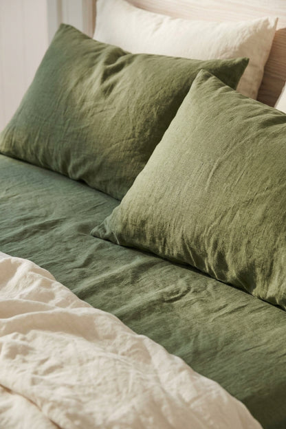 Linen sheets set in Garden Green