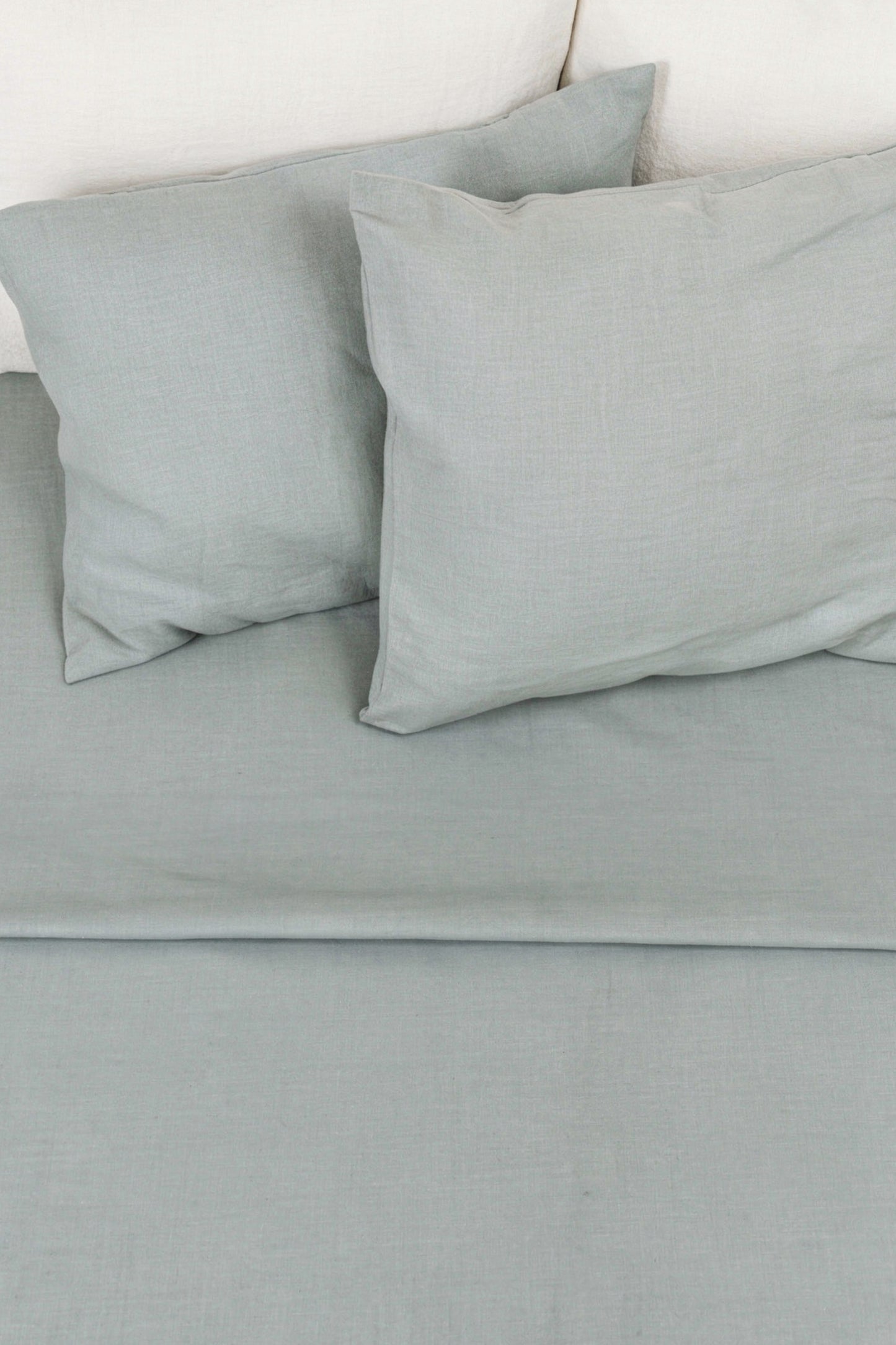 Linen sheets set in Mint Green