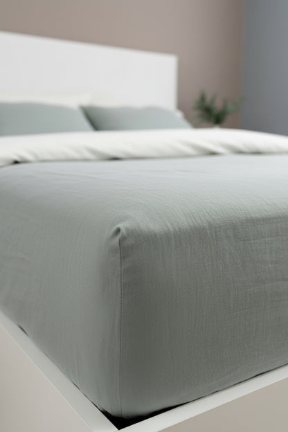Linen sheets set in Mint Green